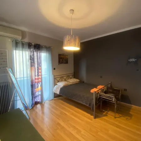 Luxury-elegant In The Heart Of Patras​ Apartamento