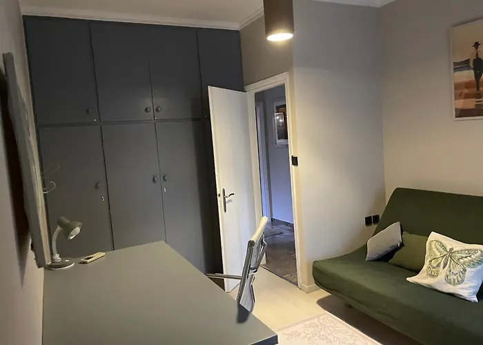 Luxury-elegant In The Heart Of Patras​ Apartamento